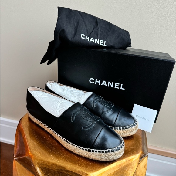 CHANEL Black Lambskin Leather Espadrilles, Size 9-9.5 (Chanel size 40) - Picture 7 of 16